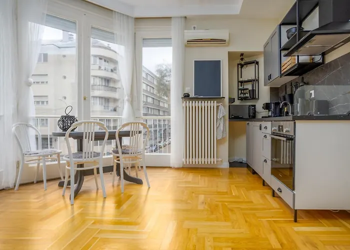 Apartment Golden Hour Budapest